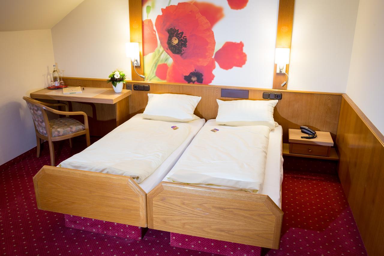Gasthof-Hotel Harth Фульда Екстер'єр фото